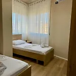 New Bazaar Cozy Luxor , 10 טיראנה