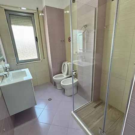 New Bazaar Cozy 4 Appartamento Tirana