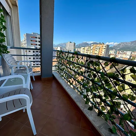 New Bazaar Cozy 4 דירה *