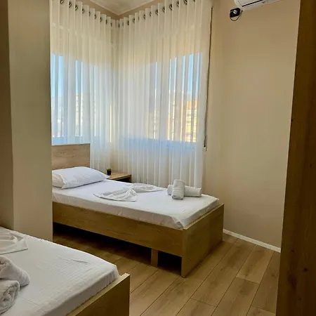 New Bazaar Cozy 4 טיראנה