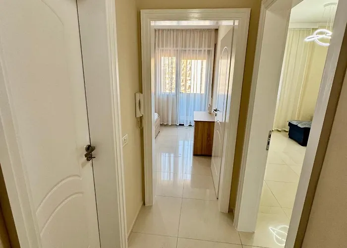 New Bazaar Cozy 4 * Tirana