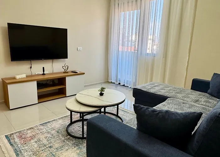 Apartment New Bazaar Cozy 4 Tirana