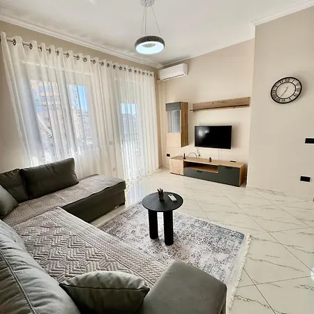 New Bazaar Cozy 4 Apartament Tirana