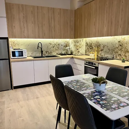 New Bazaar Cozy 4 Apartament Tirana