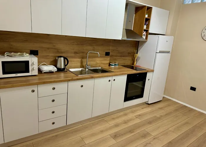 Lägenhet New Bazaar Cozy 4 *